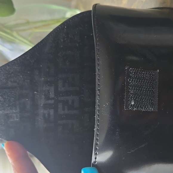 Fendi Black Eyewear Case - Picture 4 of 5